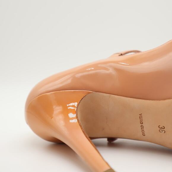 Miu Miu Patent Leather Mary Jane Pump Size 36 - Picture 9 of 11